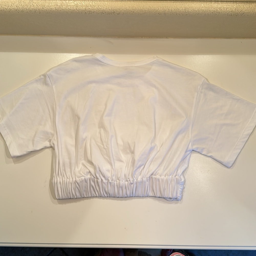 New A.L.C. Short Sleeve White Crop Top. Size XS. - Picture 2 of 6
